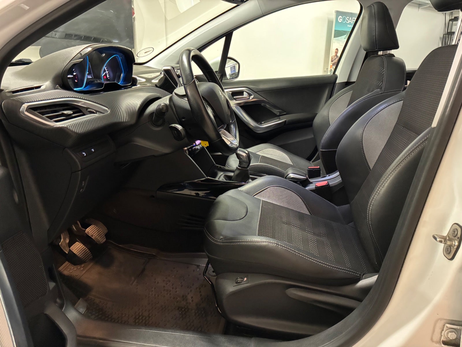 Billede af Peugeot 2008 1,2 e-THP 110 Desire Sky