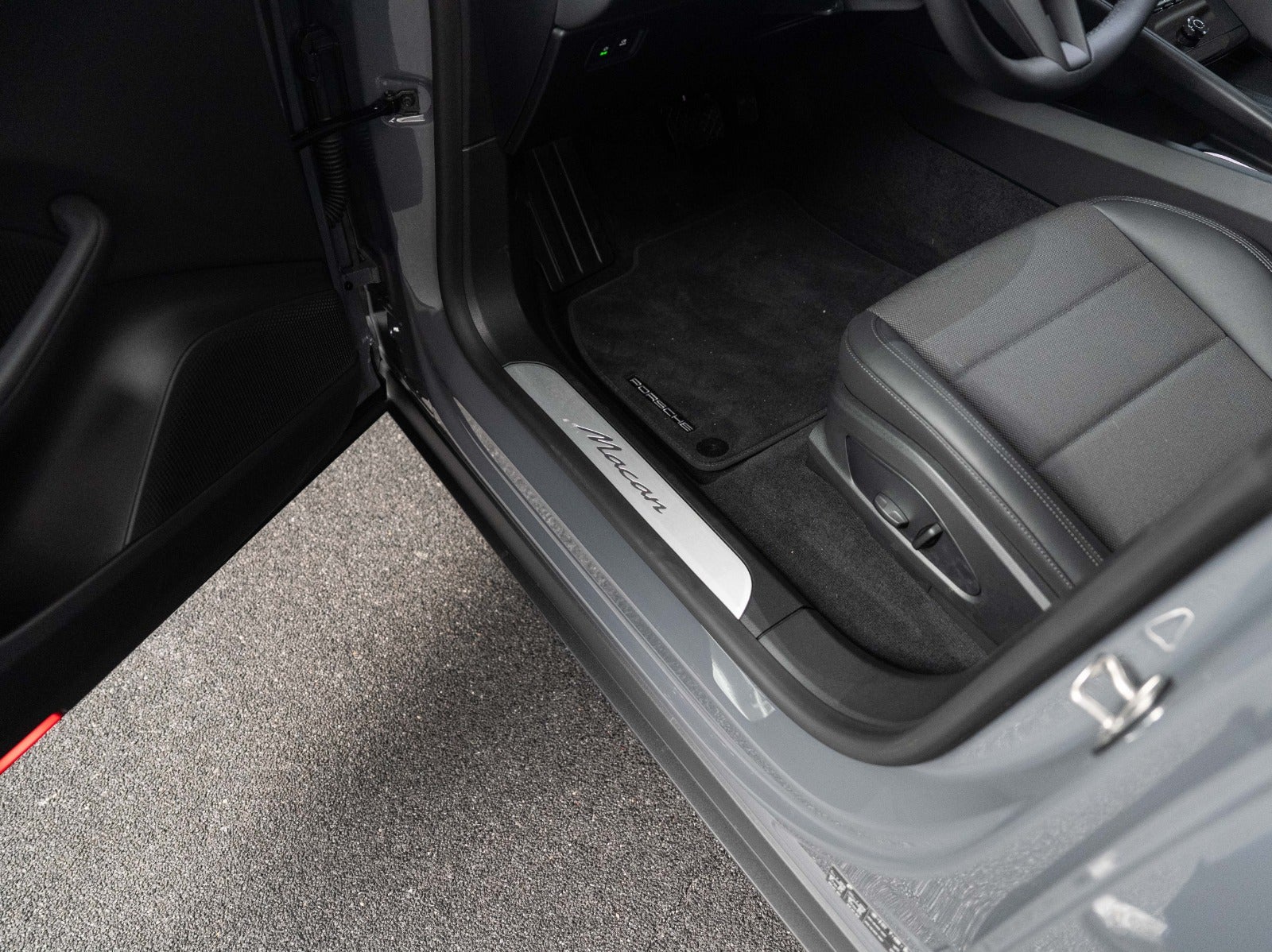 Gallery image 15 of 16