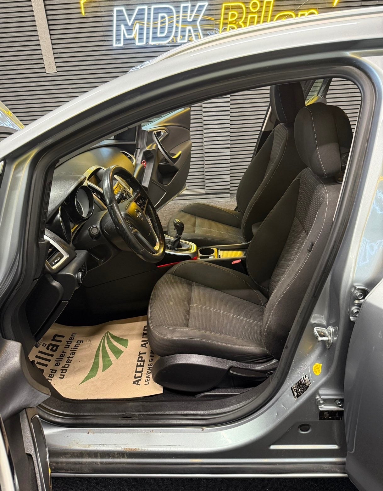 Billede af Opel Astra 1,6 Sport Sports Tourer
