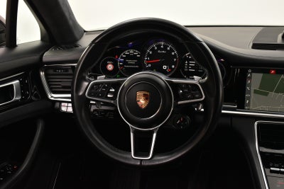 Porsche Panamera Turbo Sport Turismo PDK