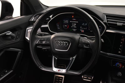 Audi Q3 TDi S-line S-tr.