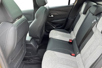 Peugeot e-208 GT