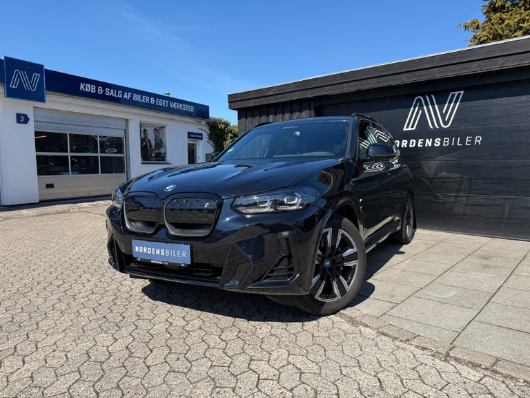 BMW iX3 Charged M-Sport