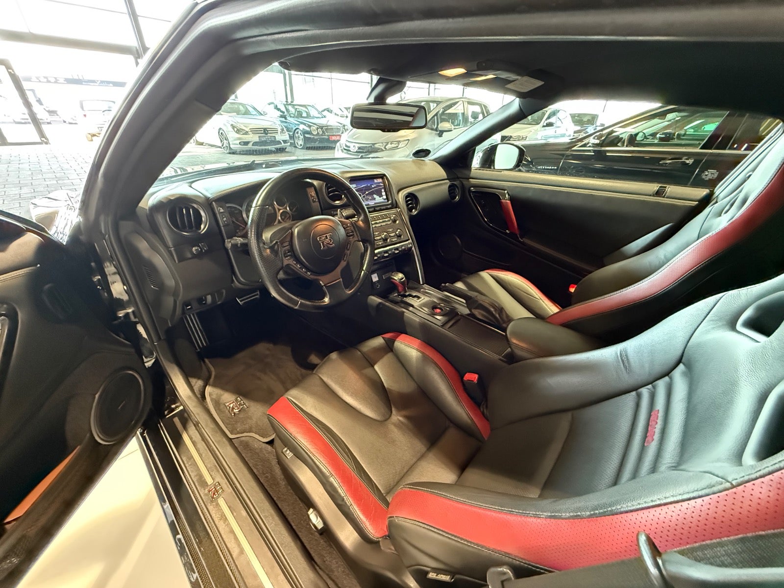 Billede af Nissan GT-R 3,8 V6 Black Edition aut.