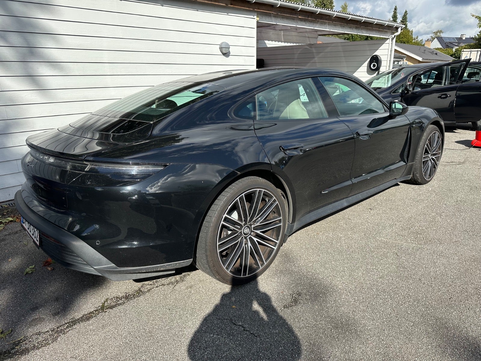 Porsche Taycan Performance+