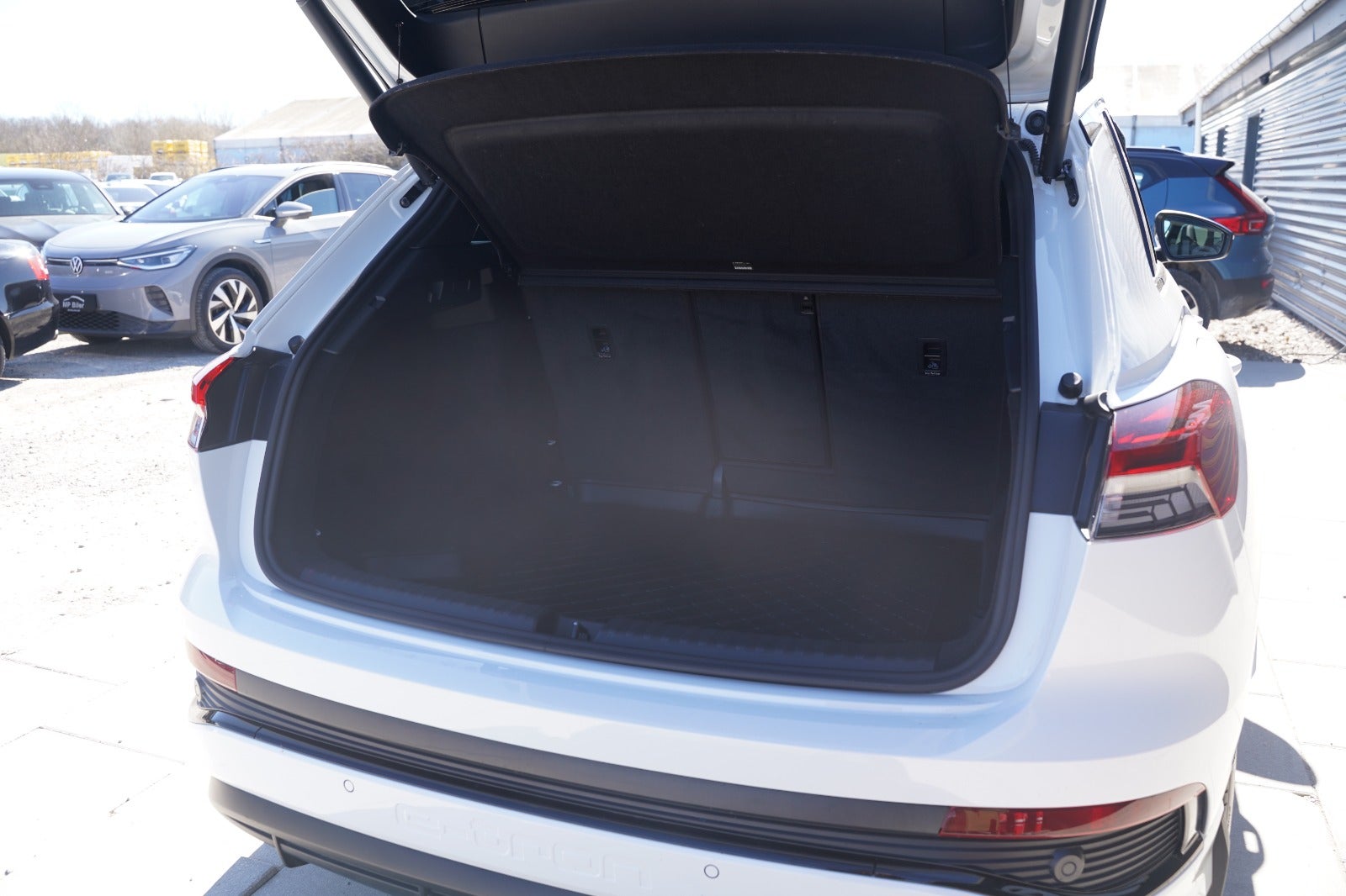 Billede af Audi Q4 e-tron 40 Attitude S-line