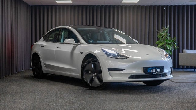 Tesla Model 3  Long Range RWD