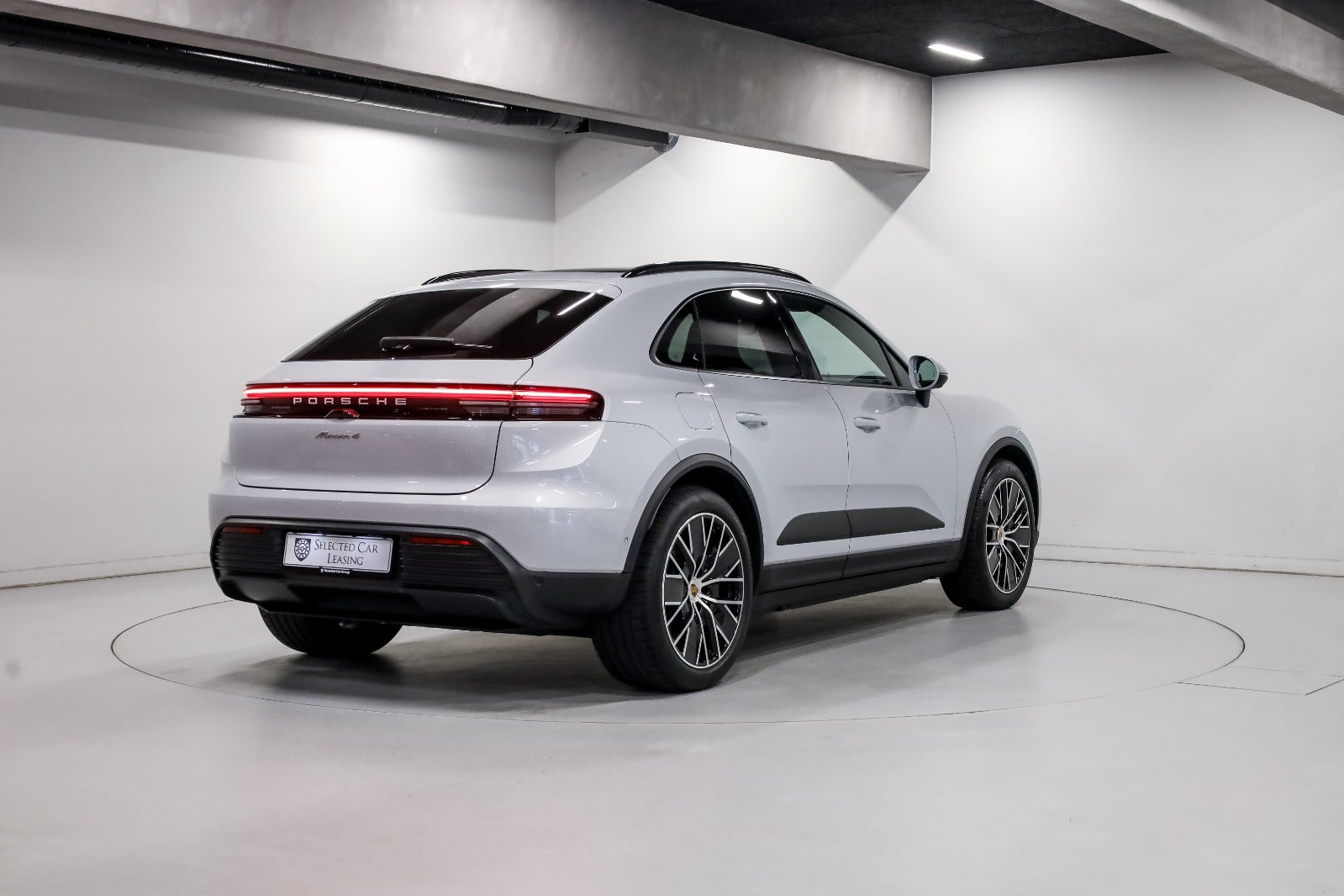 Porsche Macan 4