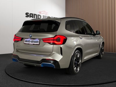 BMW iX3 Charged Plus M-Sport