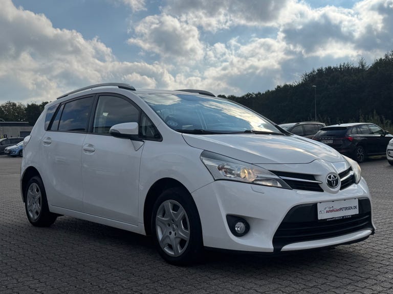 Toyota Sportsvan D-4D T2 Touch