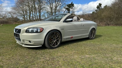 Volvo C70 2,4 140 Momentum 2d