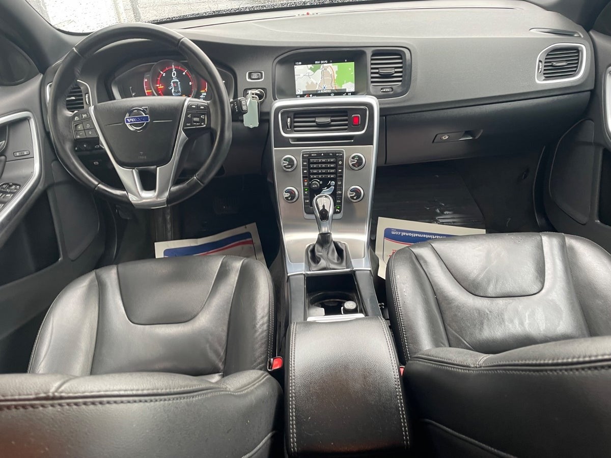 Billede af Volvo V60 2,0 D3 150 Momentum aut. Van