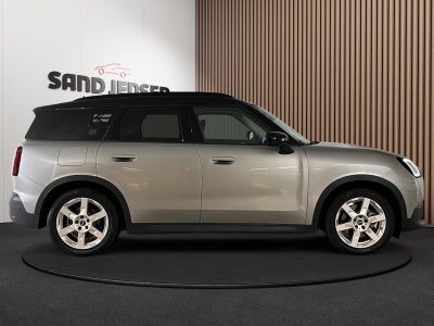 MINI Countryman SE Classic Trim M ALL4