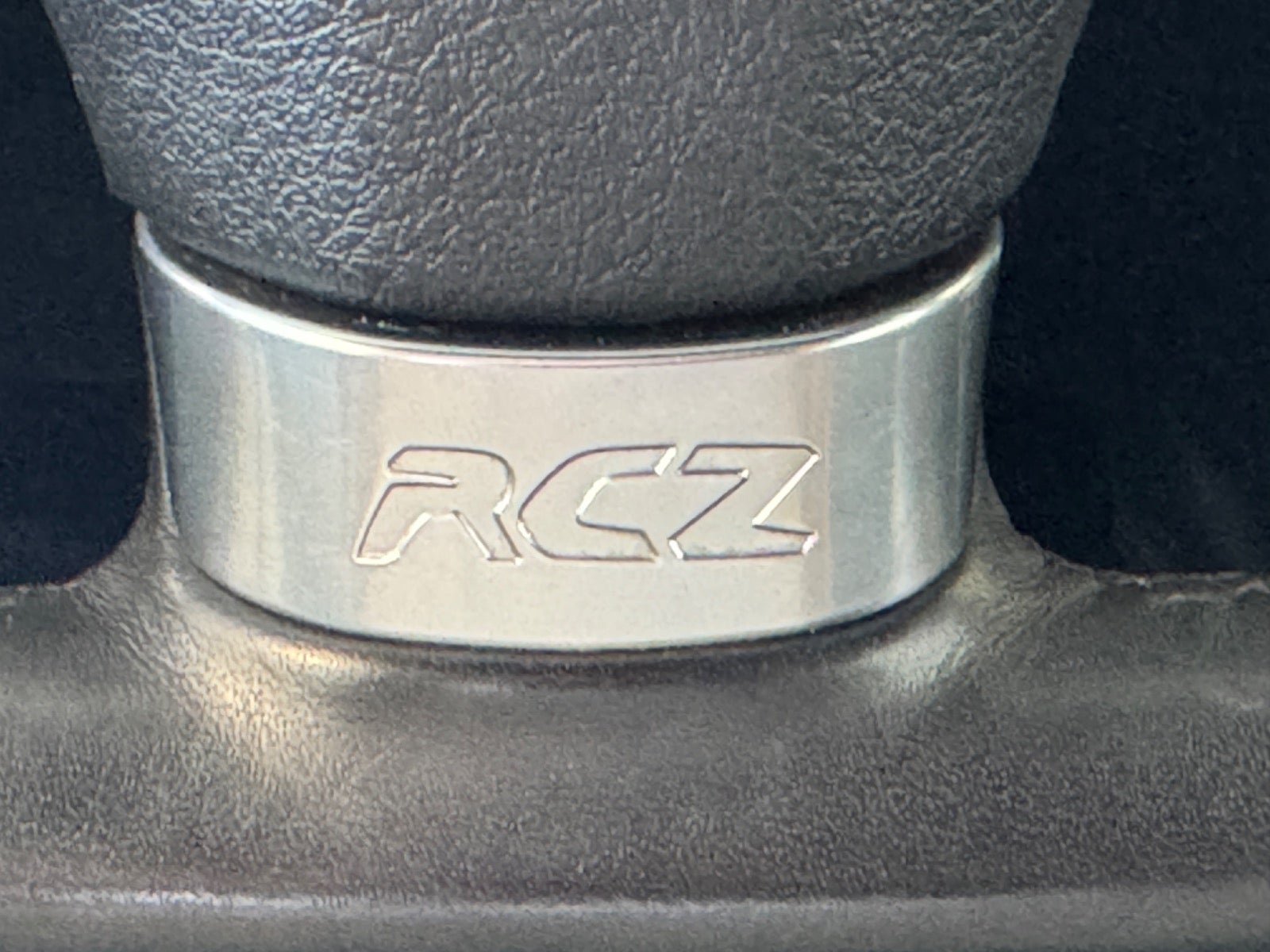 Peugeot RCZ 2012