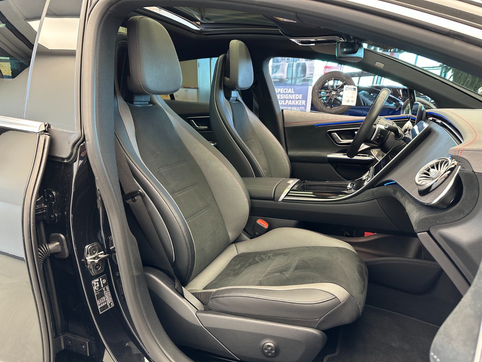 Billede af Mercedes EQE350  AMG Line