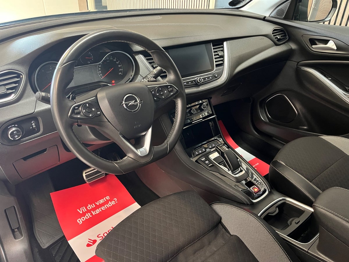 Opel Grandland X Hybrid Exclusive aut. Opel Grandland X Hybrid Exclusive aut.