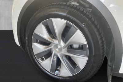Tesla Model Y RWD