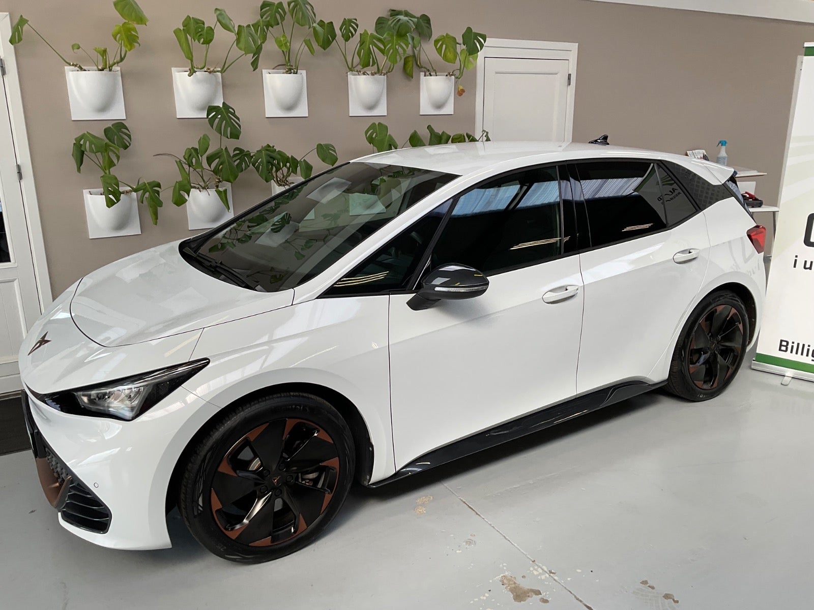 Cupra Born 58 e-Boost 5d - 3