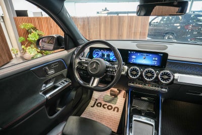 Mercedes EQB250+