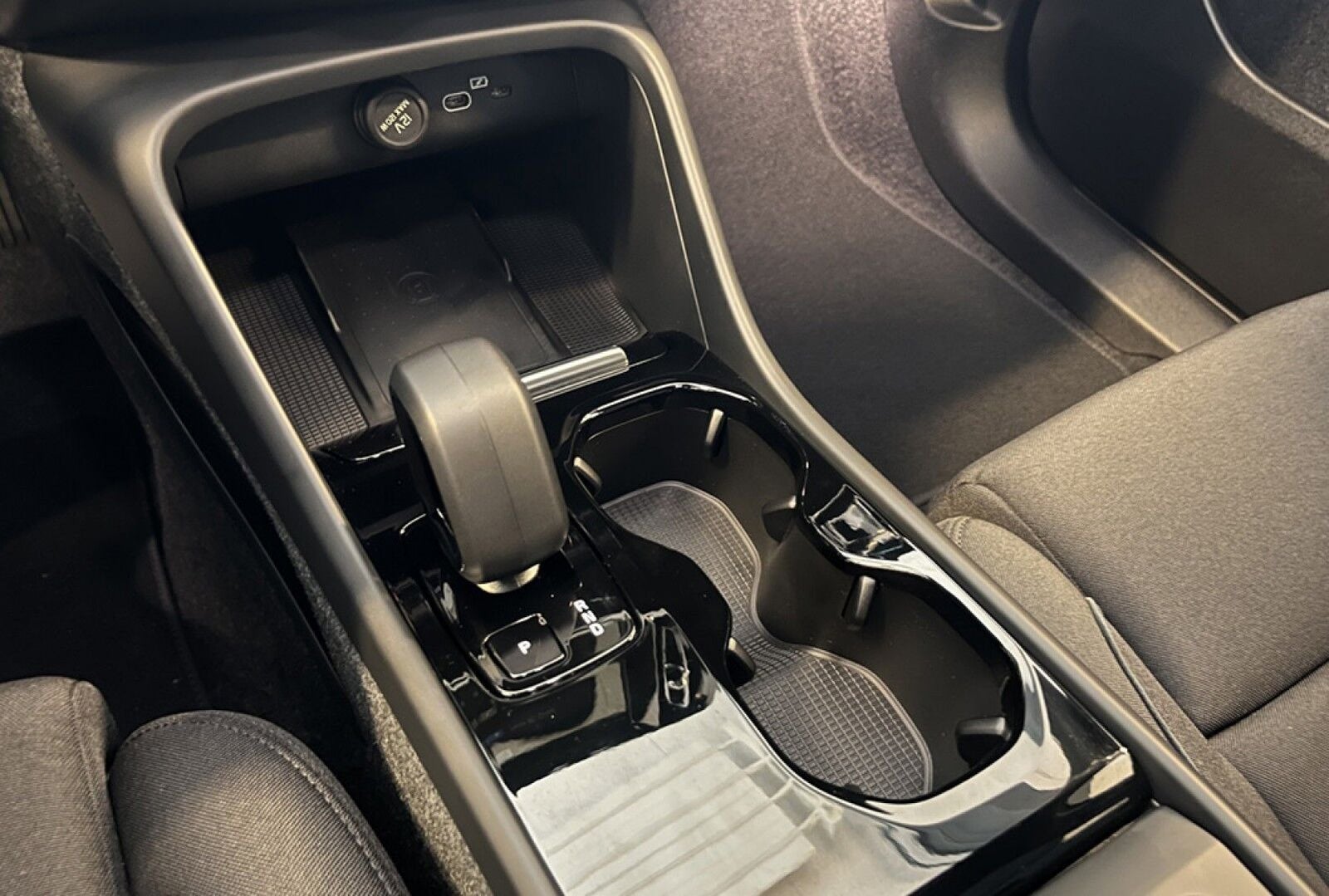 Volvo XC40 P6 ReCharge Plus