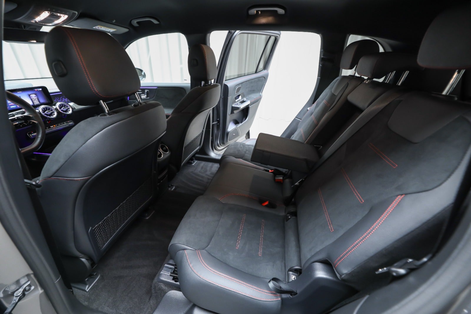 Mercedes-Benz EQB 250+ (5/8)