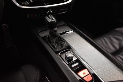 Volvo V60 D4 200 R-Design aut. AWD