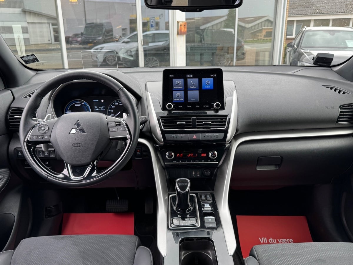 Mitsubishi Eclipse Cross PHEV Inform CVT 4WD