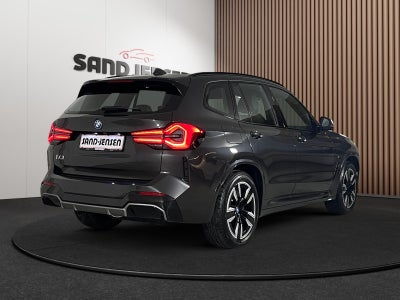 BMW iX3 Charged M-Sport