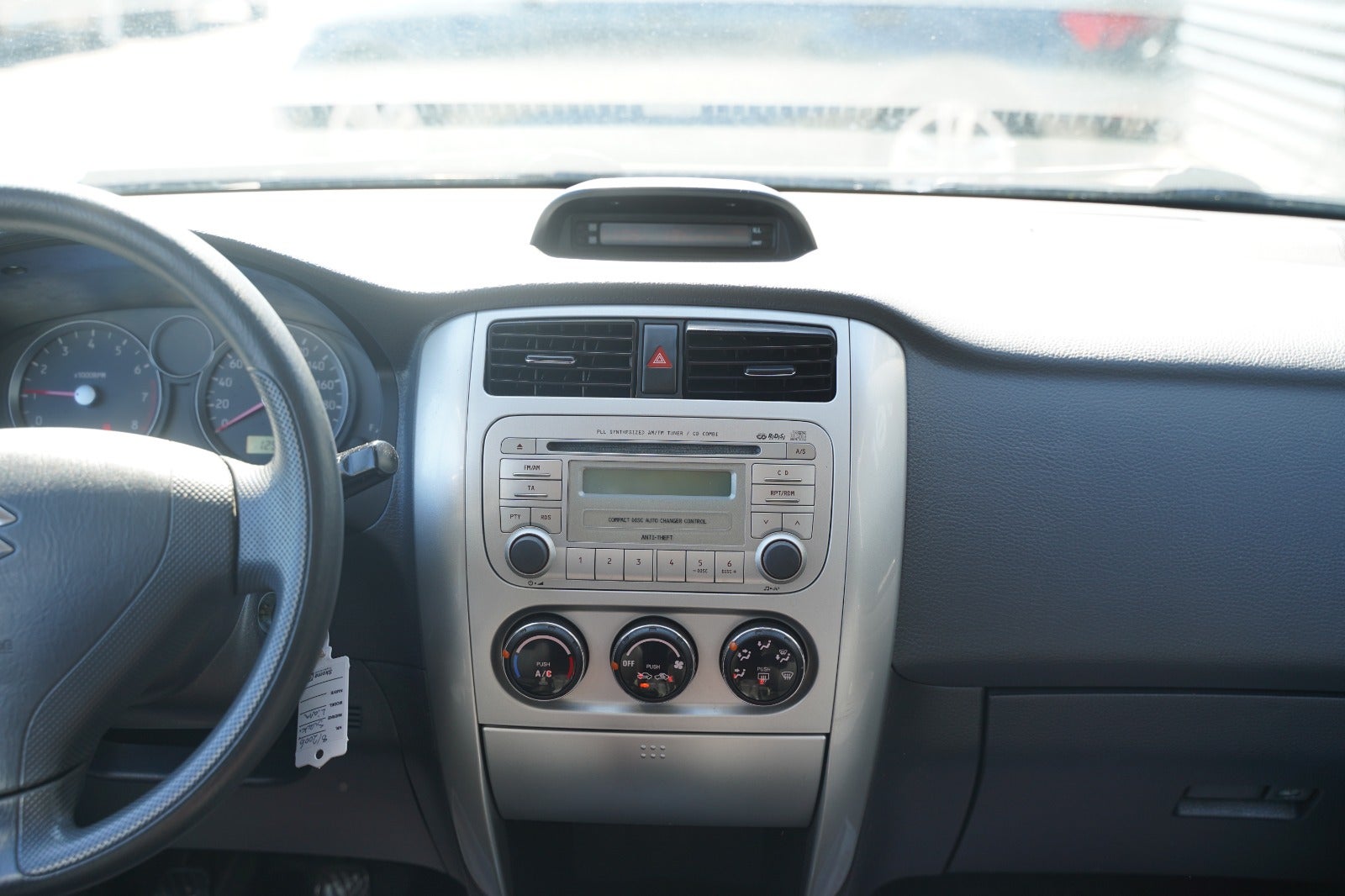 Billede af Suzuki Liana 1,6 