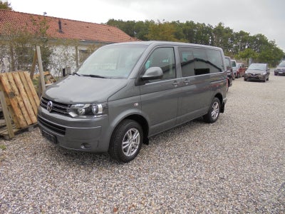 VW Caravelle 2,0 TDi 140 Comfortline kort 4d
