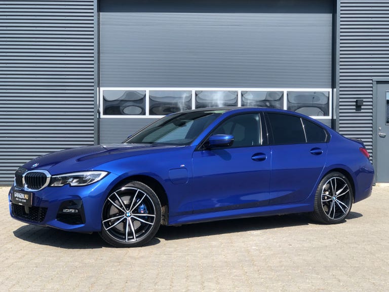 BMW 330e M-Sport aut.