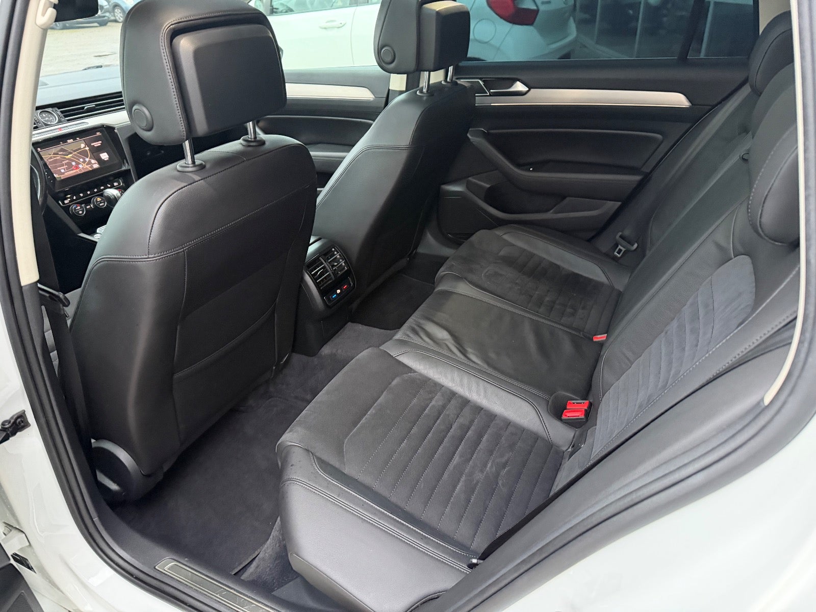 Billede af VW Passat 2,0 TDi 150 Highline Premium Variant DSG