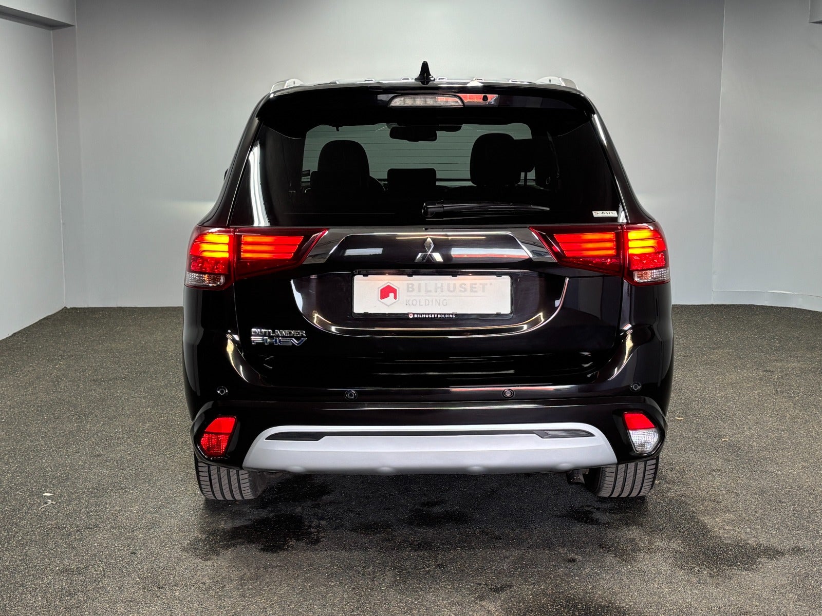 Billede af Mitsubishi Outlander 2,4 PHEV Instyle CVT 4WD