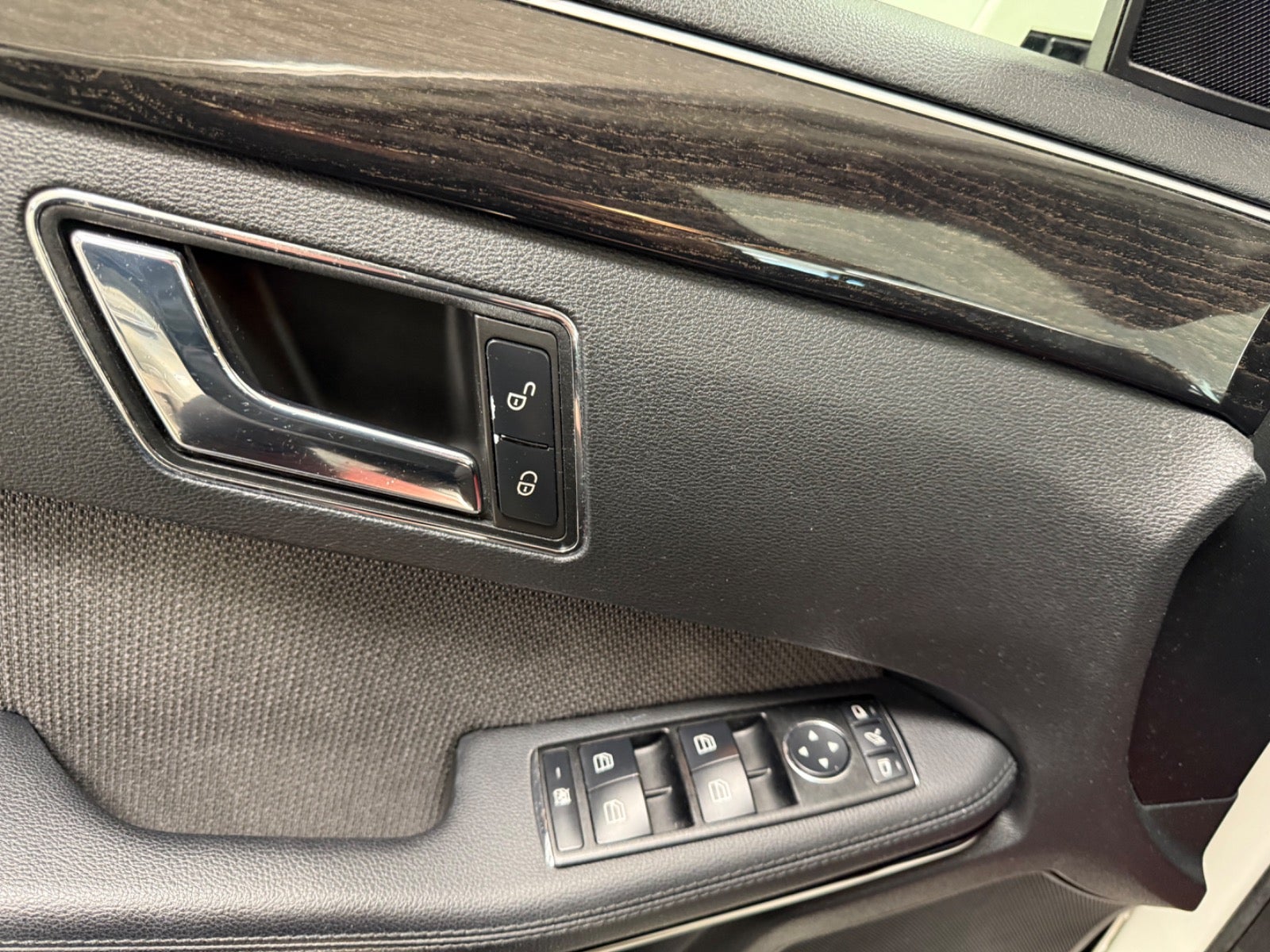 Billede af Mercedes E250 1,8 CGi Avantgarde stc. aut. BE