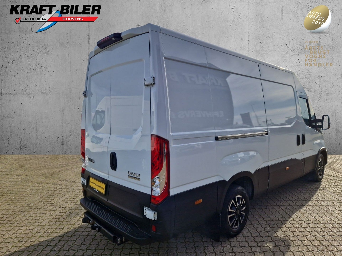 Billede af Iveco Daily 2,3 35S16 12m³ Van AG8