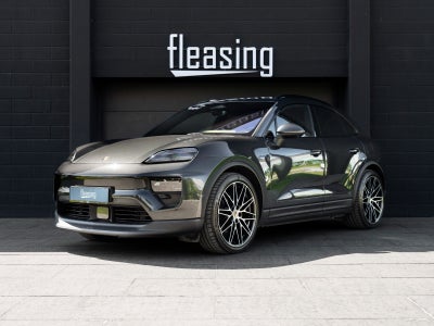 Porsche Macan 4   5d