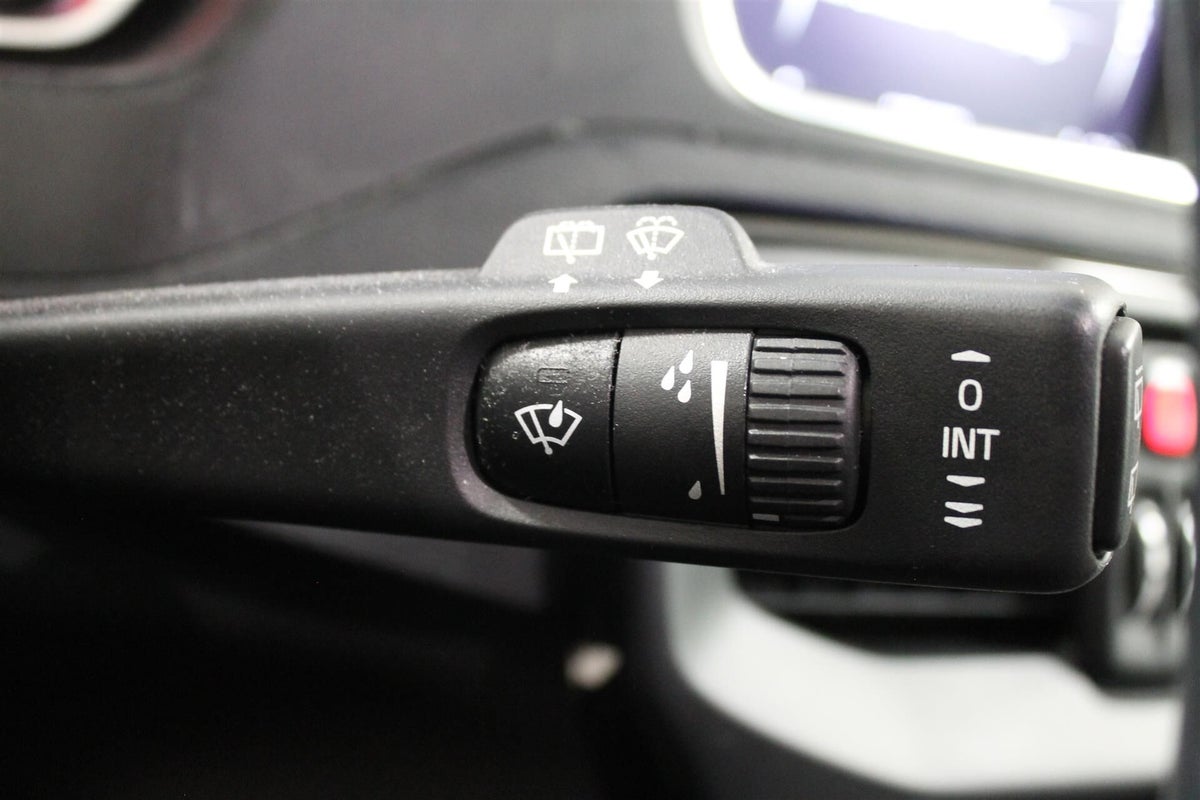 Volvo V40 T3 152 Momentum aut. billede 11