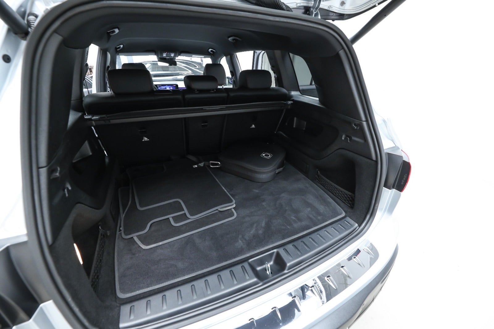 Mercedes-Benz EQB 250+