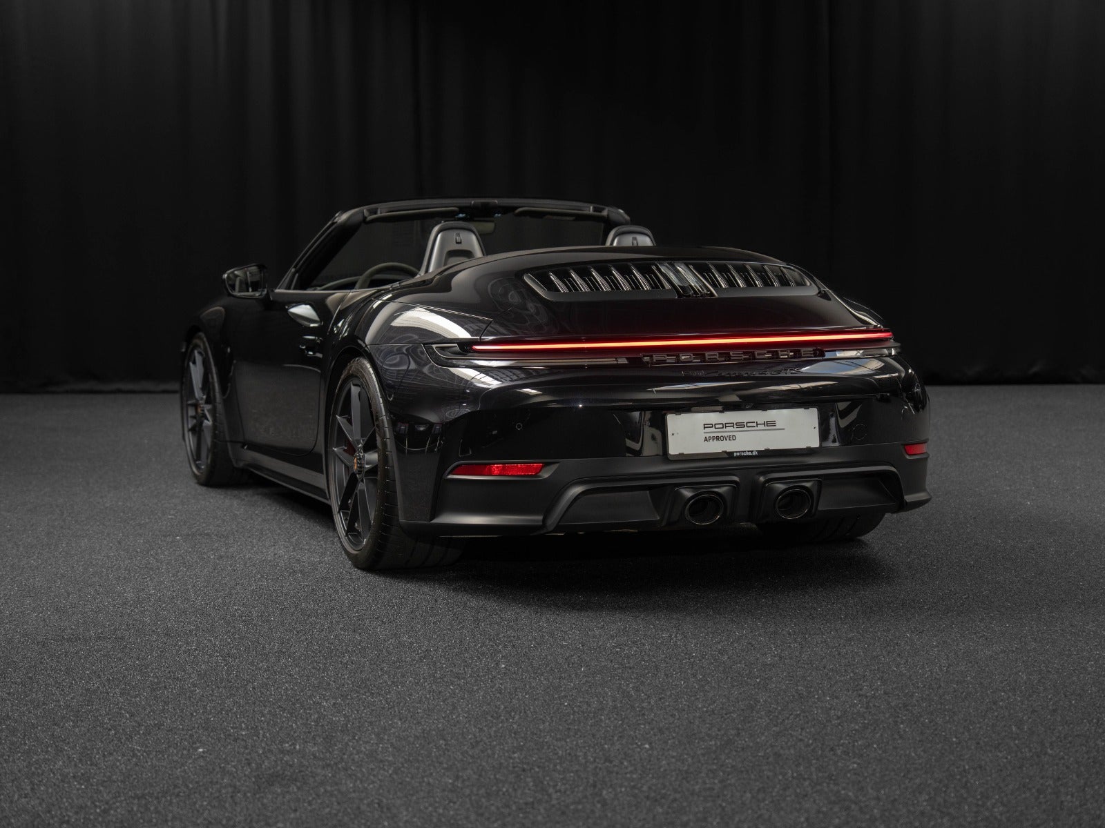 Gallery image 2 of 18