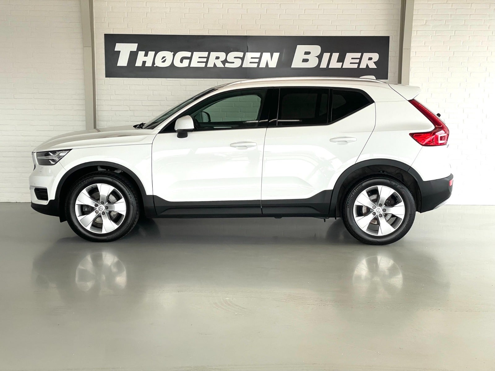 Billede af Volvo XC40 2,0 D4 190 Momentum aut. AWD