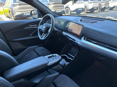 BMW iX2 eDrive20 M-Sport Premium