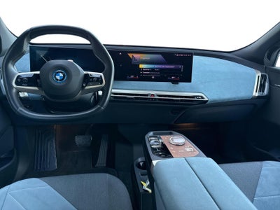 BMW iX xDrive40 Fully Charged M-Sport billede 3
