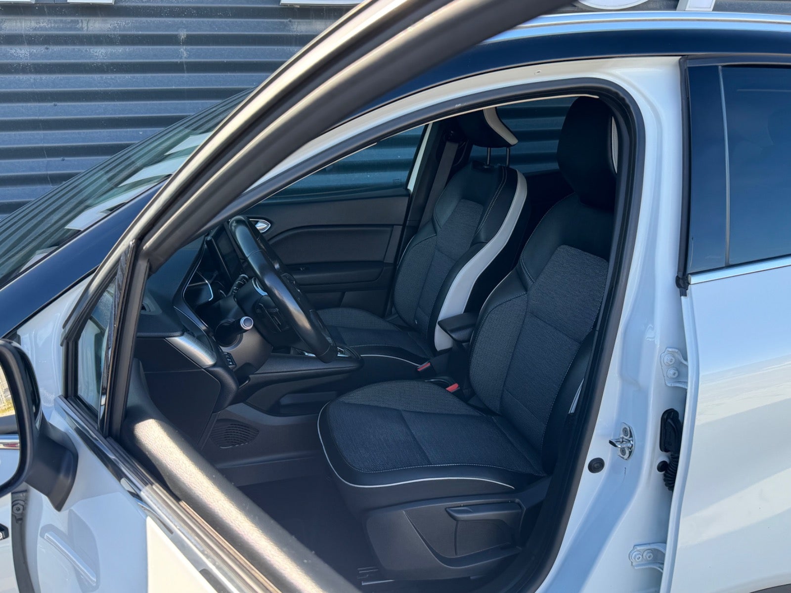 Billede af Renault Captur 1,3 TCe 155 Intens EDC