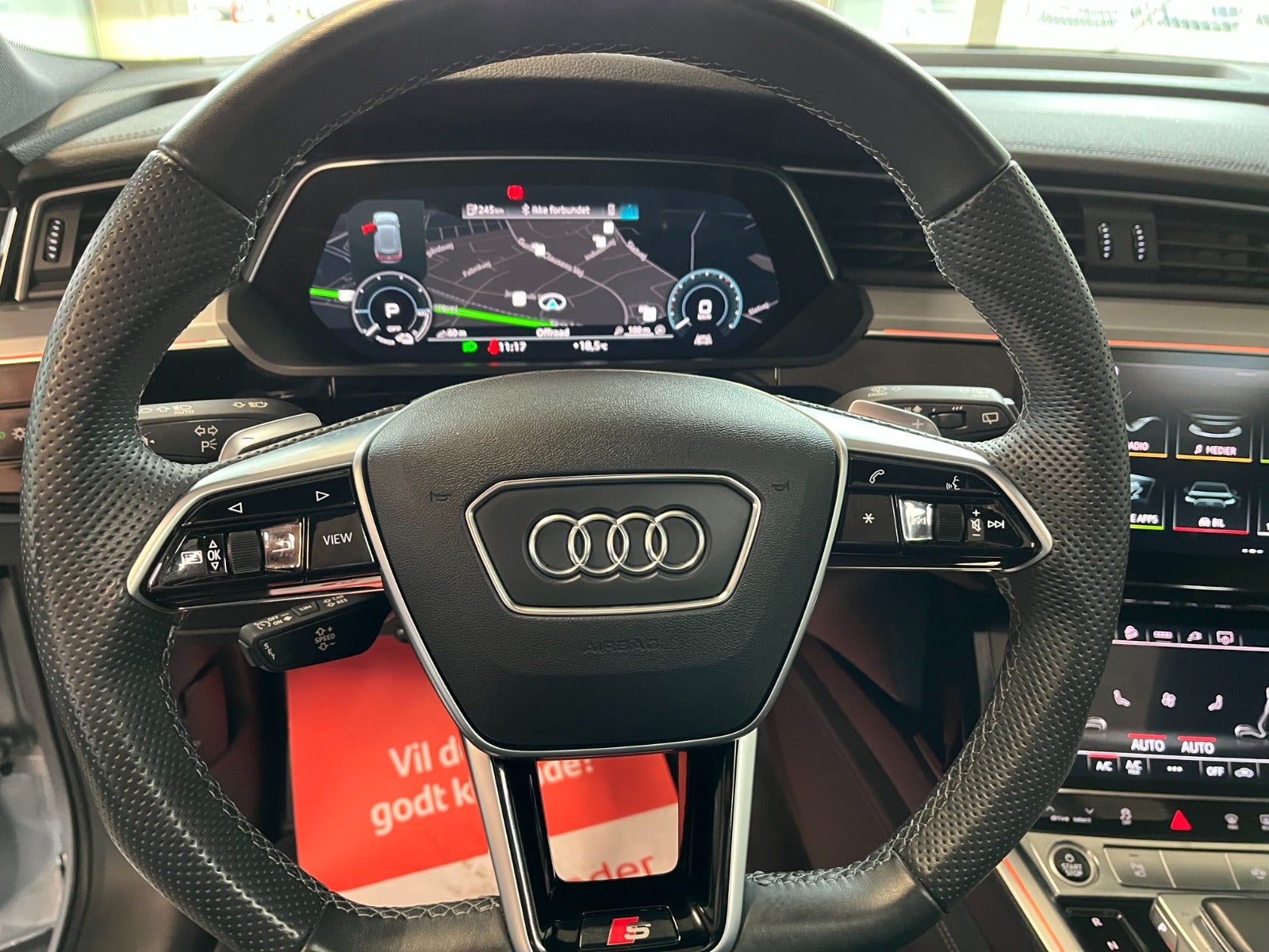 Billede af Audi e-tron 50 S-line quattro