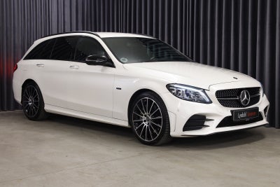 Mercedes C300 de 2,0 AMG Line stc. aut. 5d