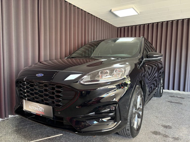 Ford Kuga PHEV ST-Line X CVT