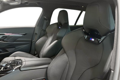 BMW i5 eDrive40 Touring Fully Charged M-Sport