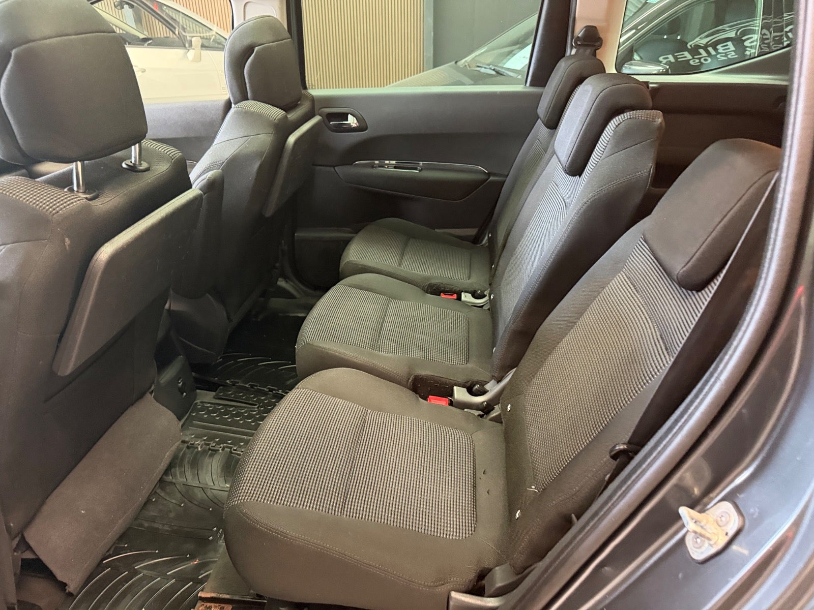 Peugeot 5008 HDi 110 Premium 7prs - billede 9