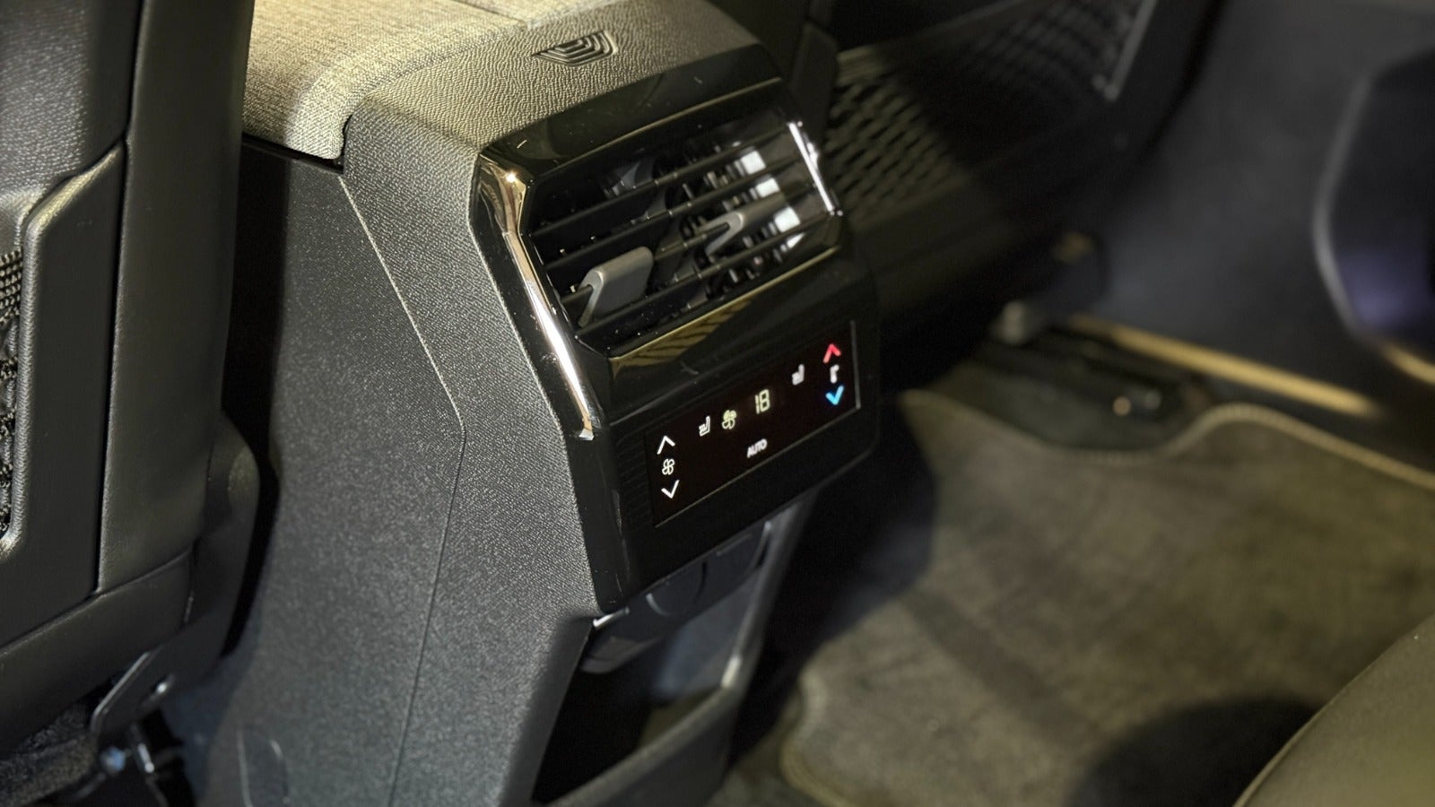 Billede af Peugeot e-5008 77 GT Pack AWD 7prs