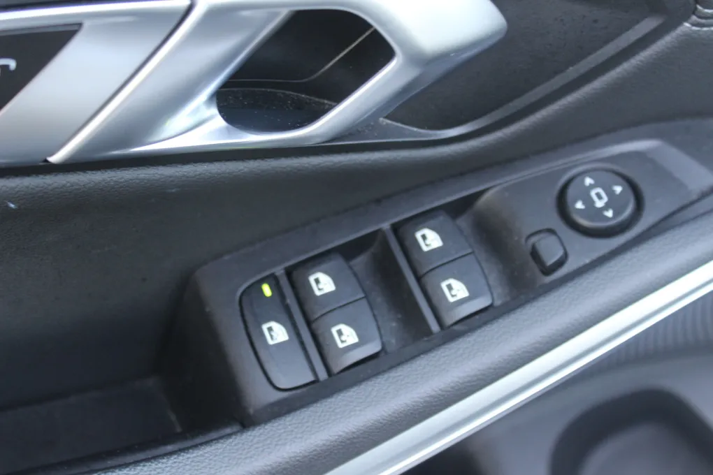 BMW 320i Sport Line aut.